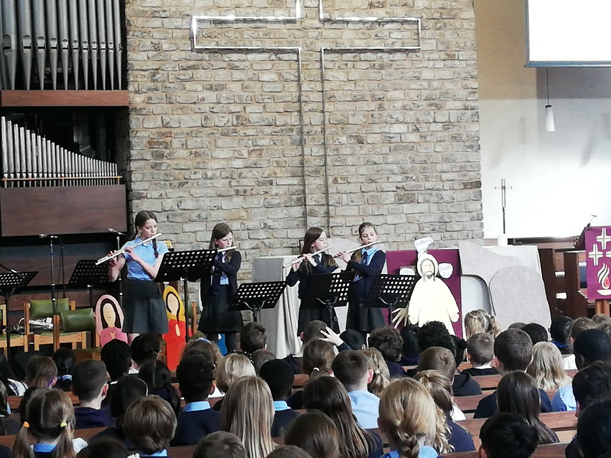 BoldmereSchools's tweet photo. What an incredible week it has been for Music at Boldmere: the Year 5's spectacular Easter Production, the Boldmere Ensemble's Royal Conservatoire performance and a range of instrumental performances (violinists, flautists and clarinetists) at our Easter church service! https://t.co/1OgD9nN2CL