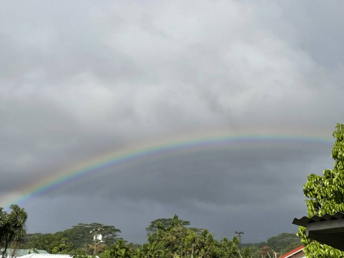 #AlohaFriday another day another rainbow #Hilo #Hawaii #KeepLookingUp