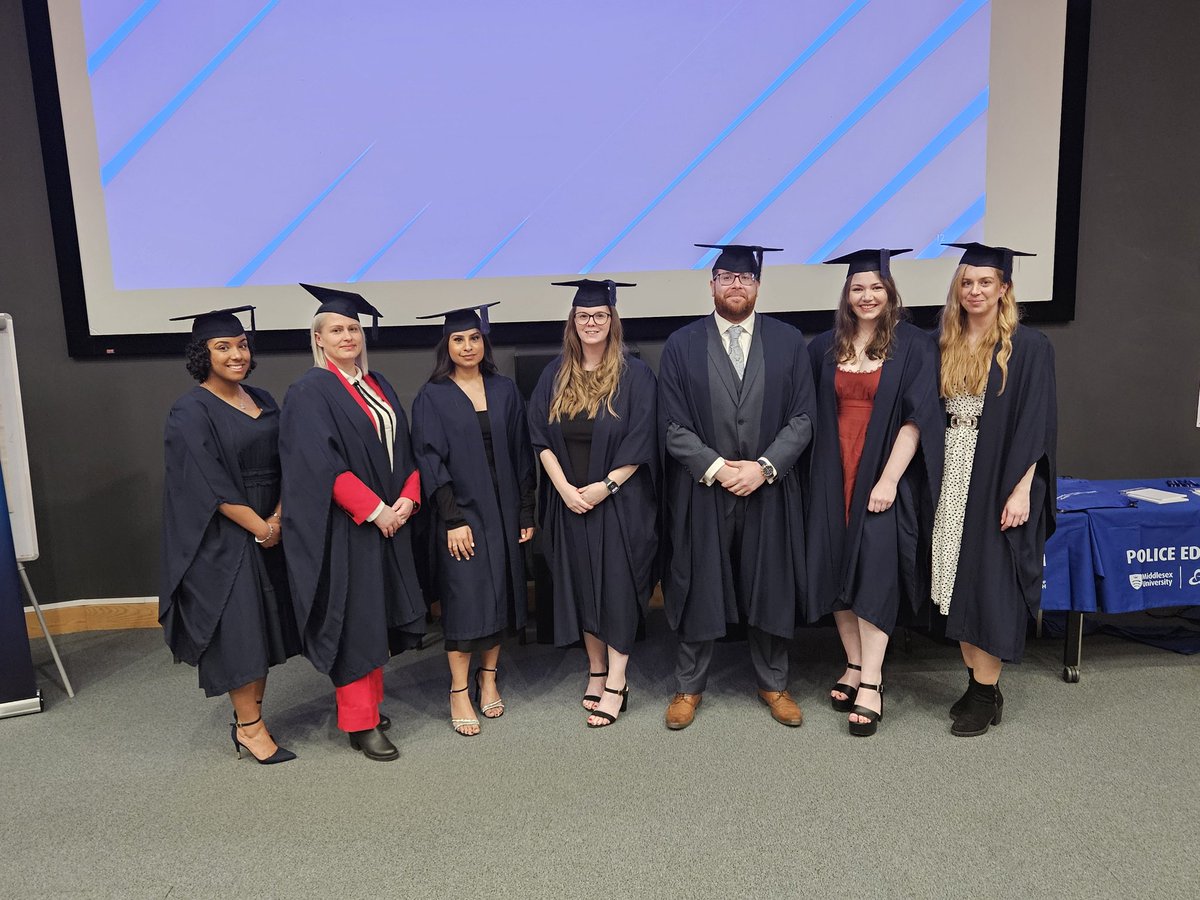 TheBigHon's tweet photo. Congratulations to all of our #DHEP and Detective DHEP Graduates today!
Amazing to hear about your many success, please stay in touch!
#cccugraduation #cccuproud @CanterburyCCUni @Police_Ed_Co https://t.co/veBTLzWkBt