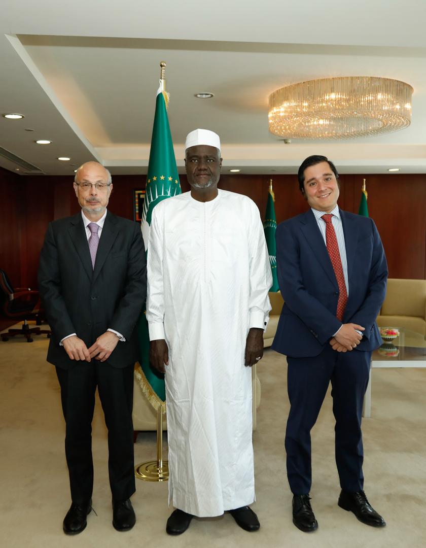 I received credentials from H.E. Guillermo Lopez Maclellan, Ambassador of #Spain to Ethiopia and Permanent Representative Observer of the Kingdom of Spain to the African Union.