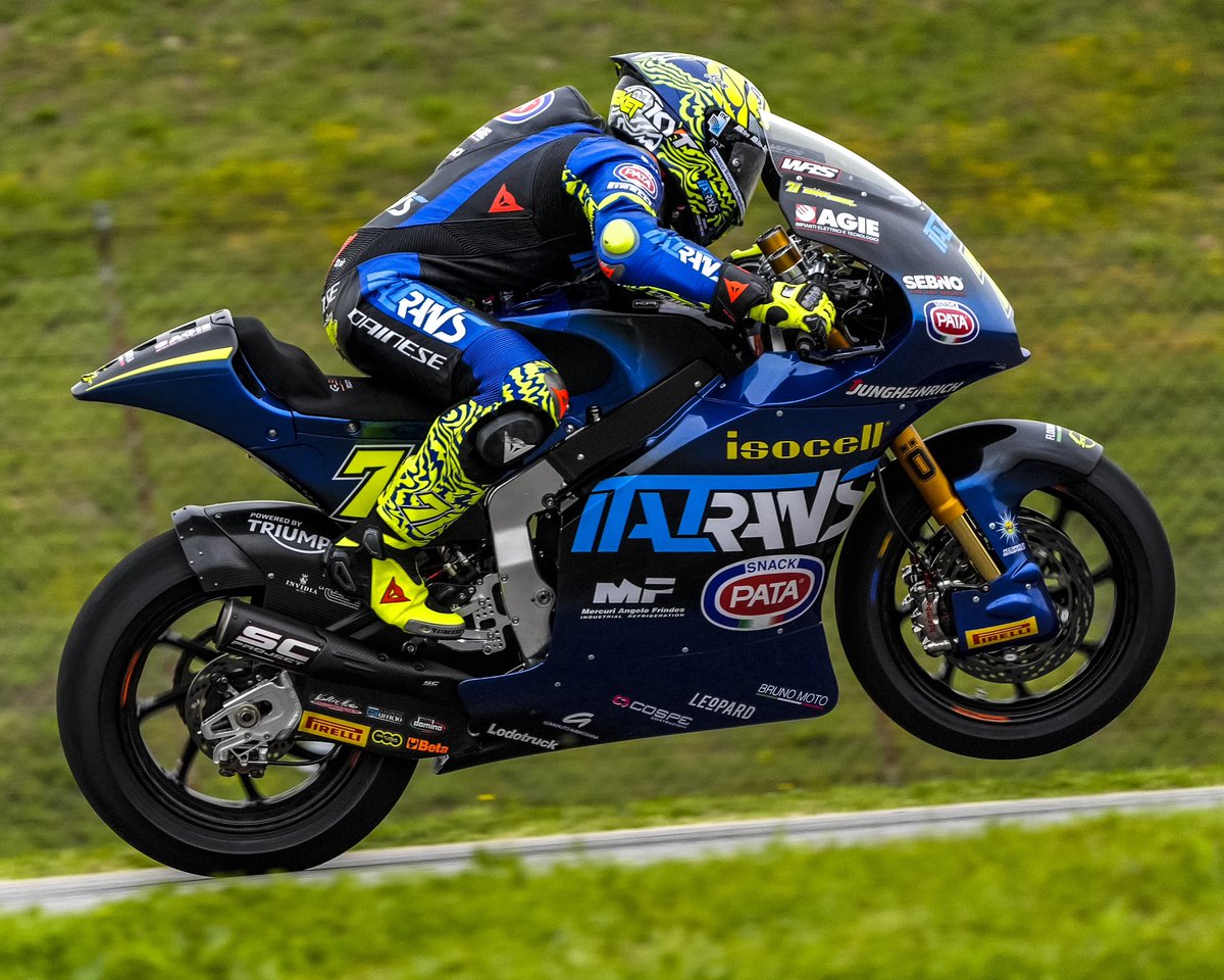 dennisfoggia71's tweet photo. P14 al termine della prima giornata di prove libere 🚀

#DF71 #DennisFoggia #DennisFoggia71 #theRocket #motogp #moto2 

#portuguesegp https://t.co/xsxdhkefcP