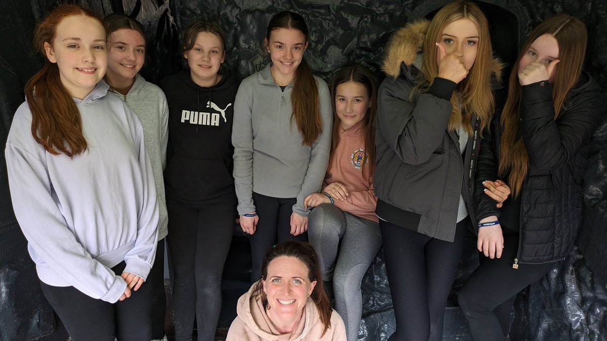 Miss_PerryDNA's tweet photo. A fantastic trip to Pleasley Vale this week with Y8/9. Well done to all the students, who represented the Academy beautifully! @nieperacademy https://t.co/GmxS0uGTyx