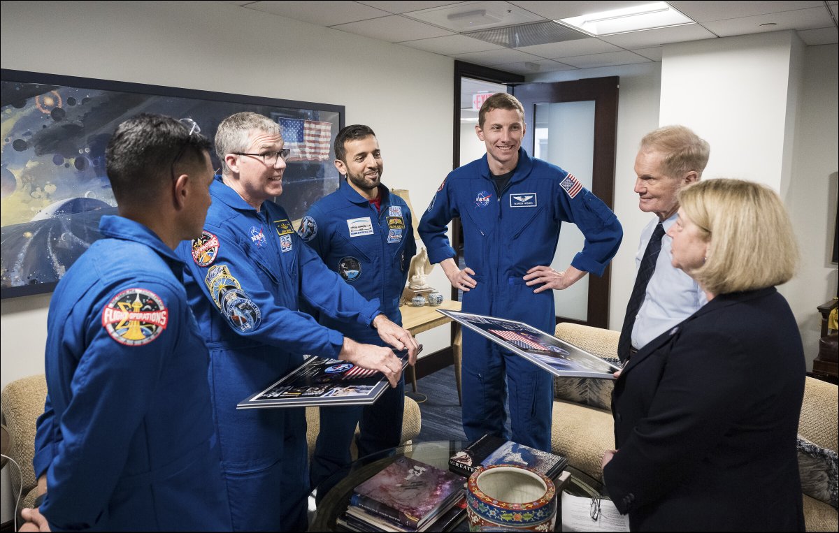 Expedition 69 astronauts Warren Hoburg, Stephen Bowen, and Frank Rubio of NASA and Sultan Alneyadi of the UAE (United Arab Emirates) spent the week in the DC area sharing their experiences of living aboard @Space_Station 📷: flic.kr/s/aHBqjBijan