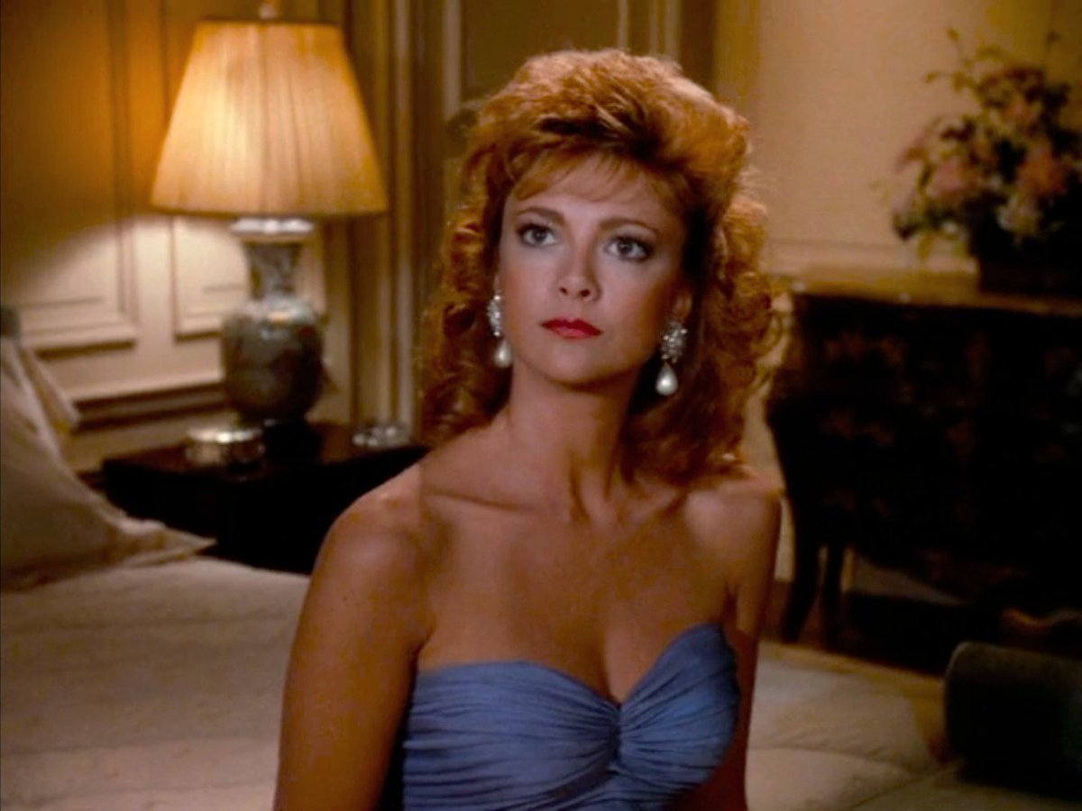 CarringtonCaps's tweet photo. Not amused. #FallonCarrington #Dynasty https://t.co/20QmxT7Vl7