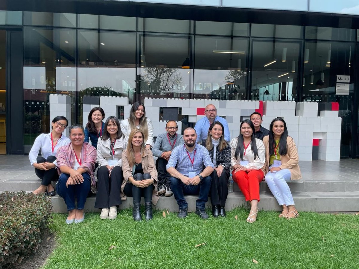 El 27 de febrero, nuestra directora <a href="/mfpatino/">Maria F. Patino</a> estuvo en el Encuentro Nacional de Universidades MetaRed X Colombia, un evento organizado por @MetaRedX que refuerza la colaboración entre las unidades y oficinas de emprendimiento de las IES del país.
Lee más: acortar.link/1hWf5G
