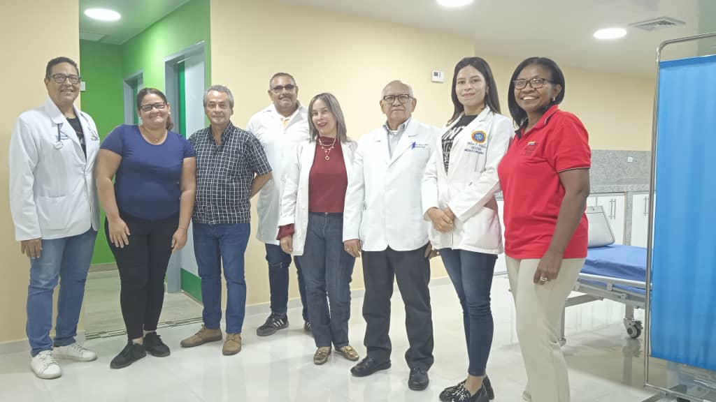 #22Mar @IpasmeOficial el equipo asistencial de la U.M San Félix recibió taller de actualización y manejo del pacientes, referencia y contra referencia para optimizar la atención en nuestra sede. #ElIpasmeEstáContigo #ConstruyendoPatria @NicolasMaduro @_LaAvanzadora @laraydv