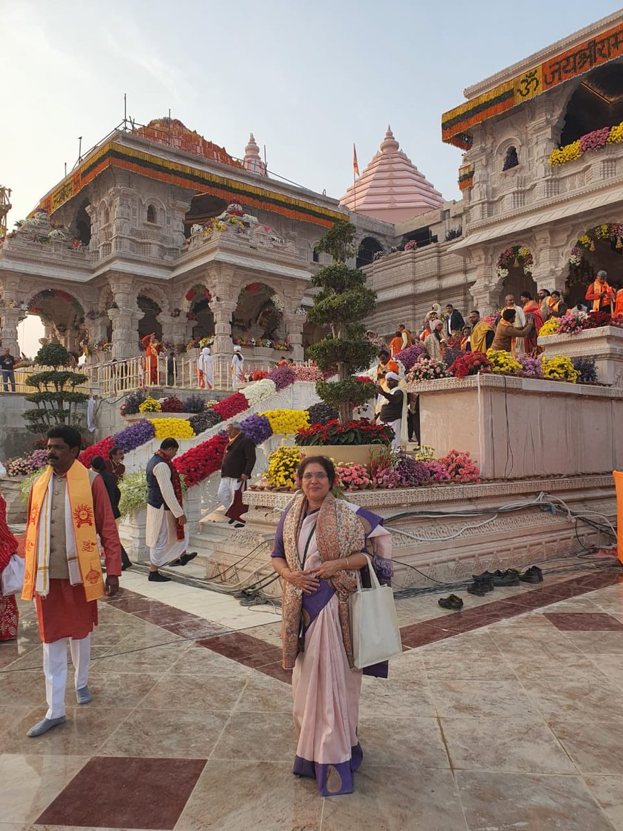 Tej_AnanthKumar's tweet photo. Two months back. Proud moment. Guess where ? https://t.co/L8Y1EtsIWF