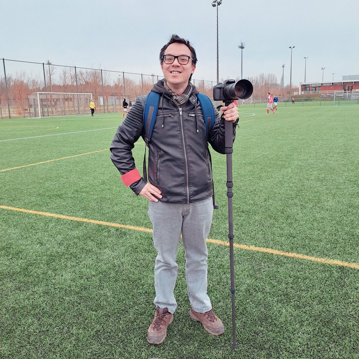 sanousunthorn's tweet photo. Als back-up fotograaf voor voetbalclub @kfcrw aan de slag met het nieuwe fototoestel
#kfcrw #kdcroodwit #reserven #recreatiefvoetbal #voetbalvlaanderen #backup #fotograaf #canon https://t.co/S8qPbgJYaQ