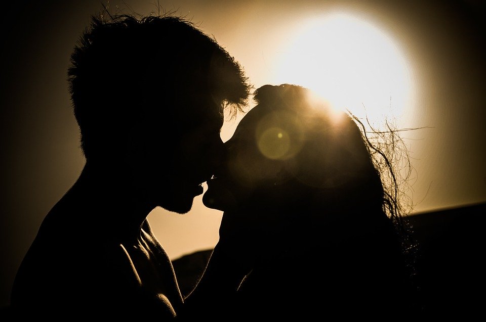GaryDSalyer's tweet photo. What is a "We?" A We is more than just saying you're a couple. It's the energetic third partner in your relationship.

Share my new book with your partner and remind each other it's safe... to love again. https://t.co/B1Sy8t3gtN https://t.co/vqxI7pEngV