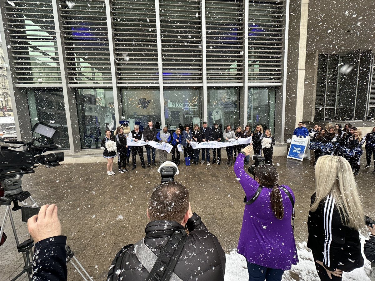 GVSU lakerstore on Monroe grand opening and ribbon cutting! 🎉 Where Lakers and Grand Rapids come together to spur innovation and to catalyze futures-based forward-thinking to collaborate at the intersection of city, business, education, and community…