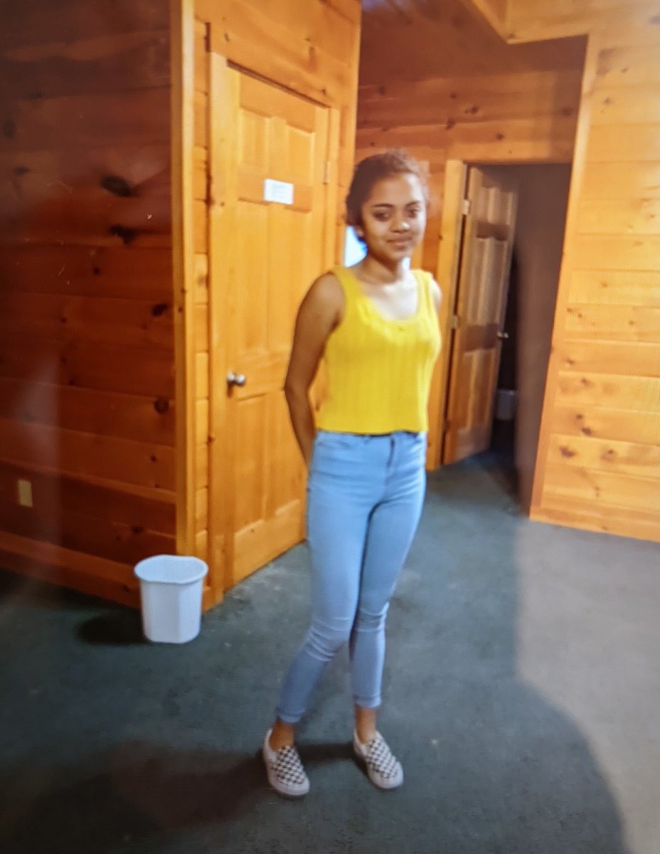 eterry28's tweet photo. #FindUsFriday
Astrid Rosales
Age: 17
Missing: 03/21/2024
Last Seen: Sevierville, TN
Astrid went to school at White's Adult High School but never returned home.
Please contact Pigeon Forge PD at (865) 453-9063 if you have any information.
https://t.co/w5pAXLKoie https://t.co/awDyW2VO9a