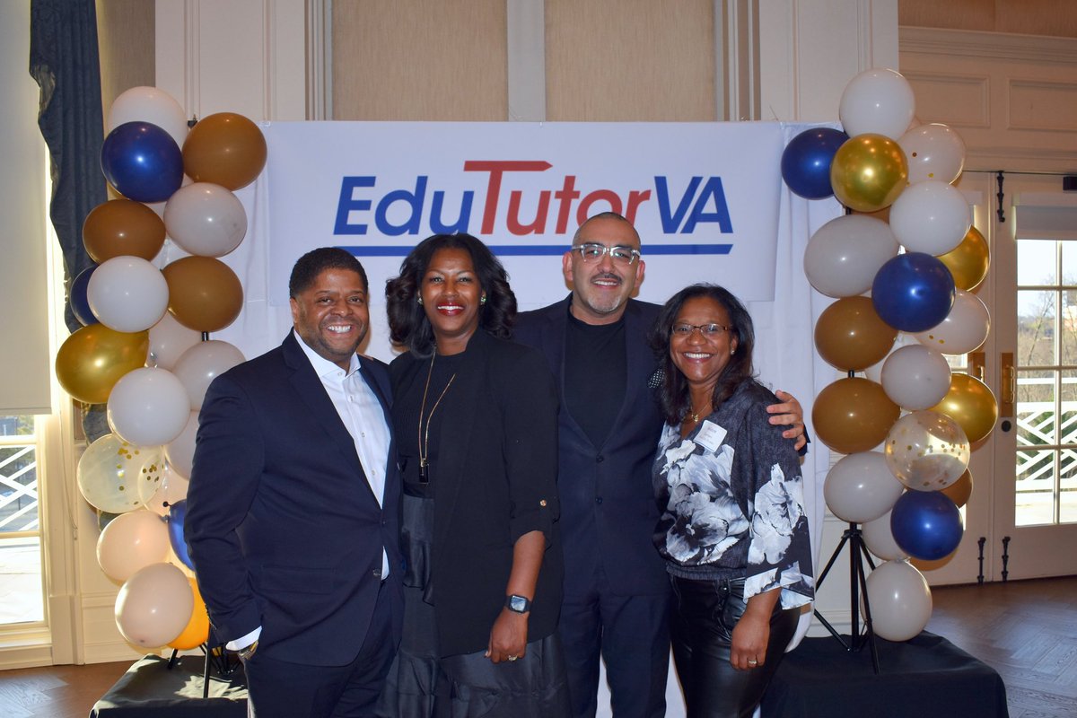 EduTutorVA's tweet photo. @APSVirginia Leaders in the house! Thank you for supporting our high-impact tutoring partnership. Cheers to year four! 🎉
@SuptDuran @apscspr Carmen De La Cruz Scales; Kim Graves, APS Chief of Schools; Brain Stockton, APS Chief of Staff #highimpacttutoring #EduTutorVAAnnualGala https://t.co/f5V4Wg4j4Z