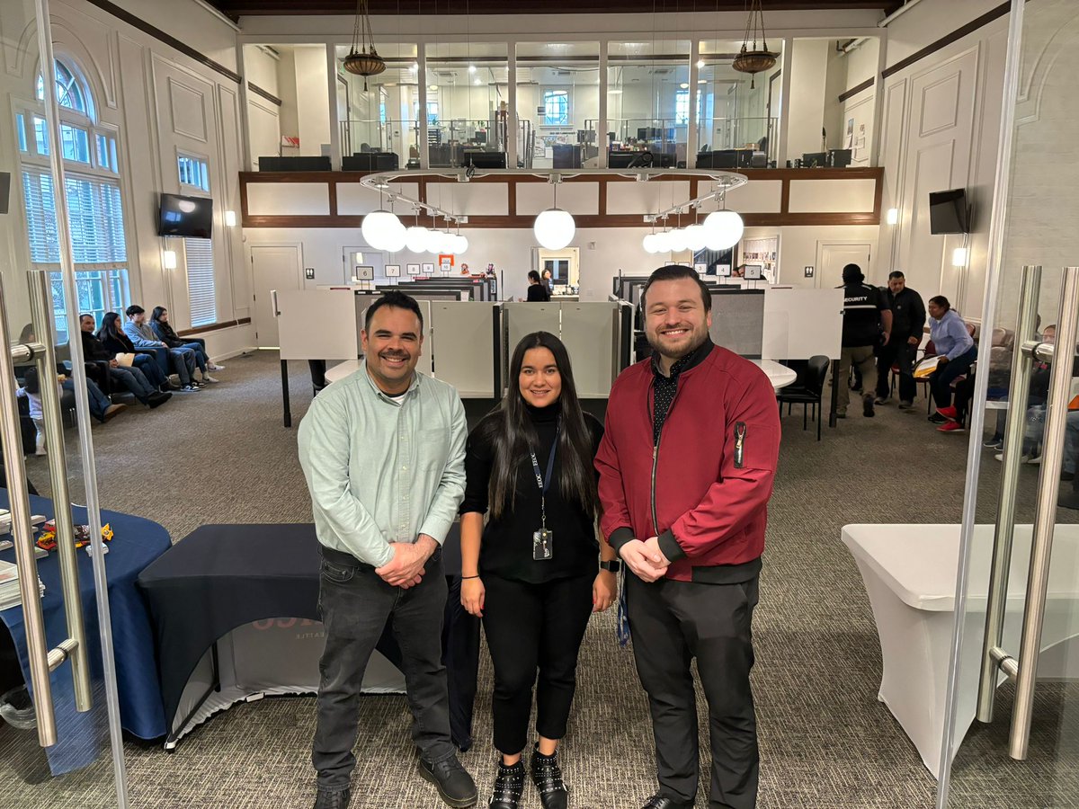 ConsulMexSEA's tweet image. Cerramos este viernes en Seattle y Sunnyside la 4a edición de la Semana de Asesorías Legales Externas #SALE2024. Agradecemos el apoyo de @lniwa @WHD_DOL @eeoc, quienes brindaron información y asesoría a nuestros connacionales sobre sus derechos laborales @vcalva