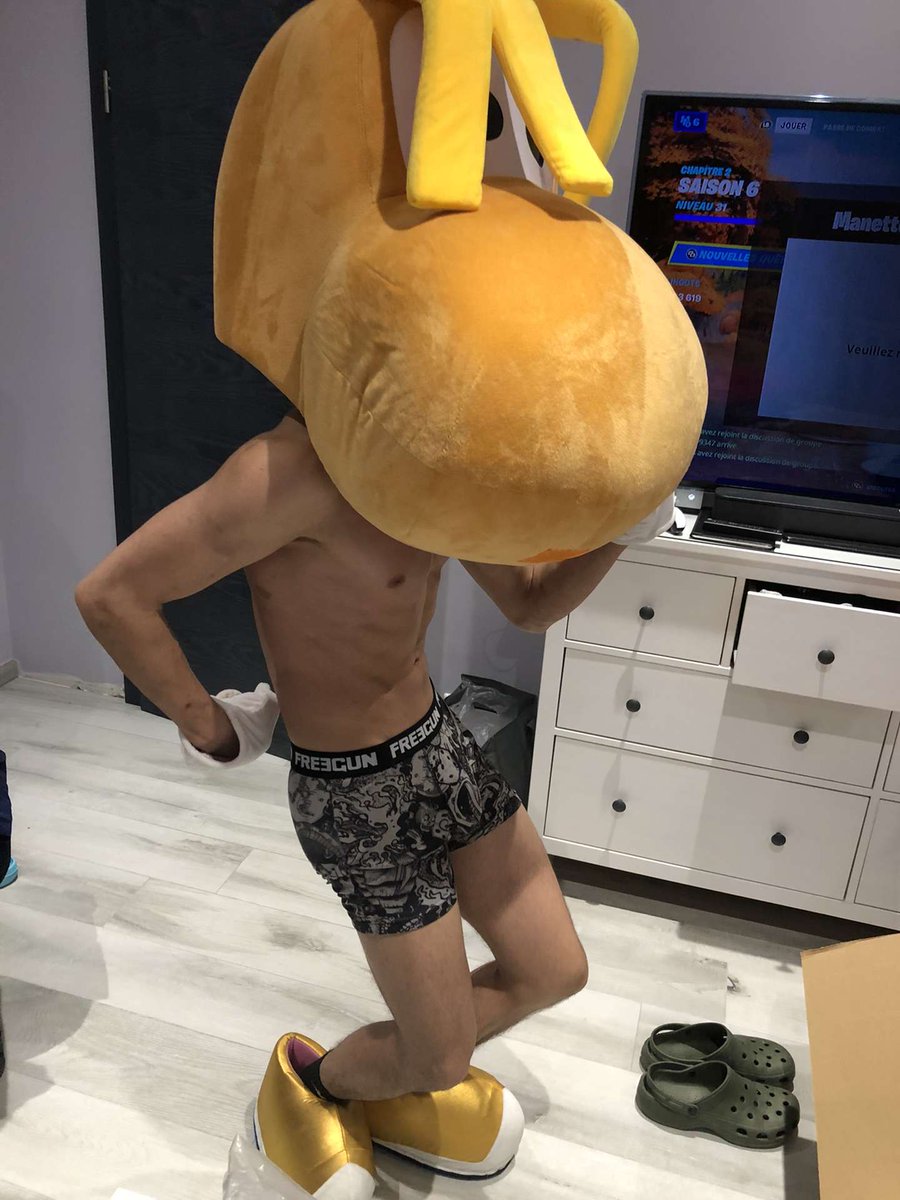 ERROR__x_x's tweet photo. @RaymanTogether Hey ! That's my pic :D
(It's my little bro btw) https://t.co/8eJbvlwjwy