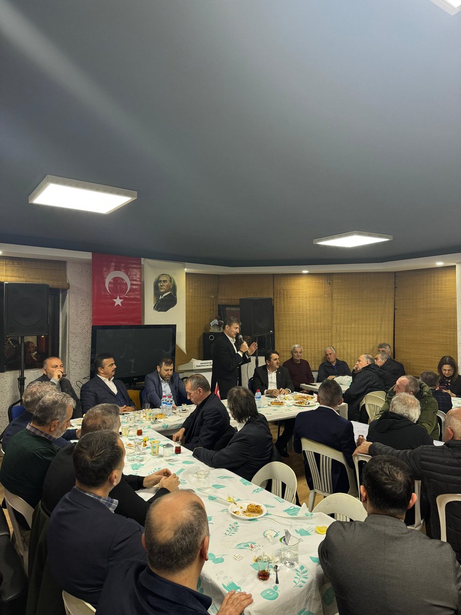 Bahçelievler Trabzonlular Derneği olarak Belediye başkanımız Dr Hakan Bahadırı ağırladık hemşehrilerimiz adına teşriflerinizden dolayı teşekkür ediyorum ⁦<a href="/DrHakanBahadir/">Dr.Hakan Bahadır🇹🇷</a>⁩  ⁦<a href="/murat_kurum/">Murat KURUM</a>⁩ ⁦<a href="/Fatihtunaa/">Fatih Tuna 🇹🇷</a>⁩