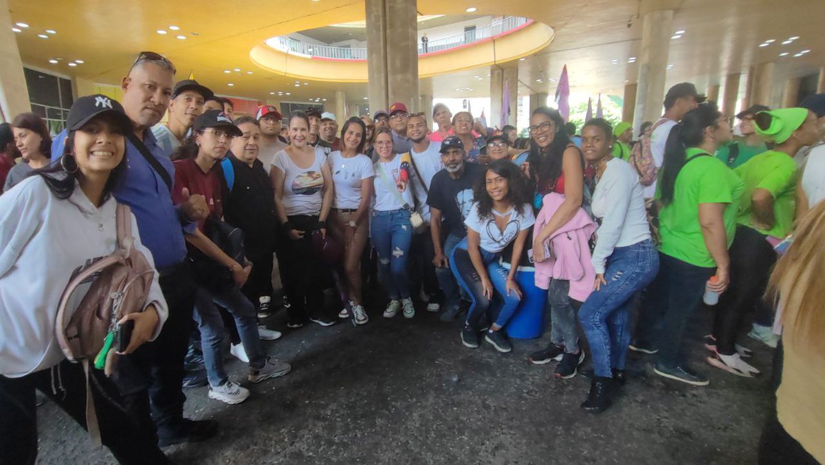 MinTrabajoVE's tweet photo. #22Mar || Concejal de #Zamora estado Bolivariano de #Mianda, Ángel Subero: 

"Estamos acá en apoyo a la candidatura se nuestro Pdte. @NicolasMaduro, el poder popular organizado, partidos políticos aliados a la estructura del gobierno para garantizar la Paz".

@AlexisJCorredor https://t.co/XEge4qqaL1