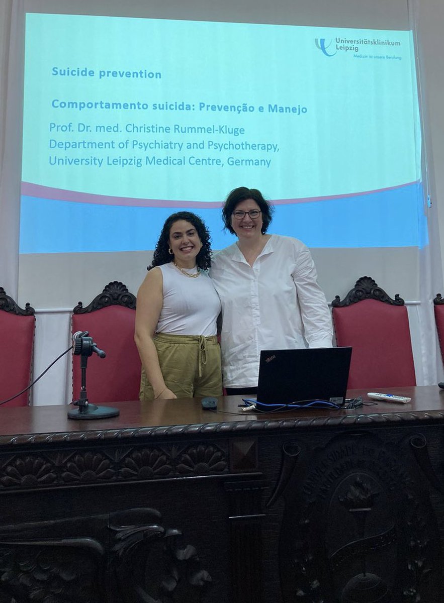 Overwhelmed by the super nice response to my talk on suicide prevention at the Faculty of Psychology @UFPR, Curitiba, Brazil, presenting i.a. what we do @UKL_Leipzig. Thanks to @anelianaprado for professional translation, @barbelote_rouge for the invitation and @DAAD_Germany!