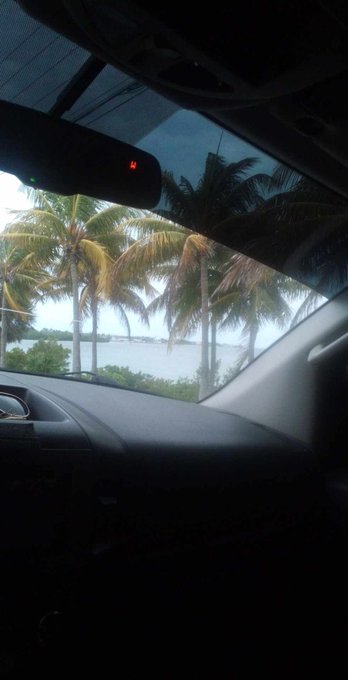 A view worth sacrificing for ;) #HaveAndWill https://t.co/KHrQzTn5Xj<a href="/tag/haveandwill"class="tags">#HaveAndWill</a>