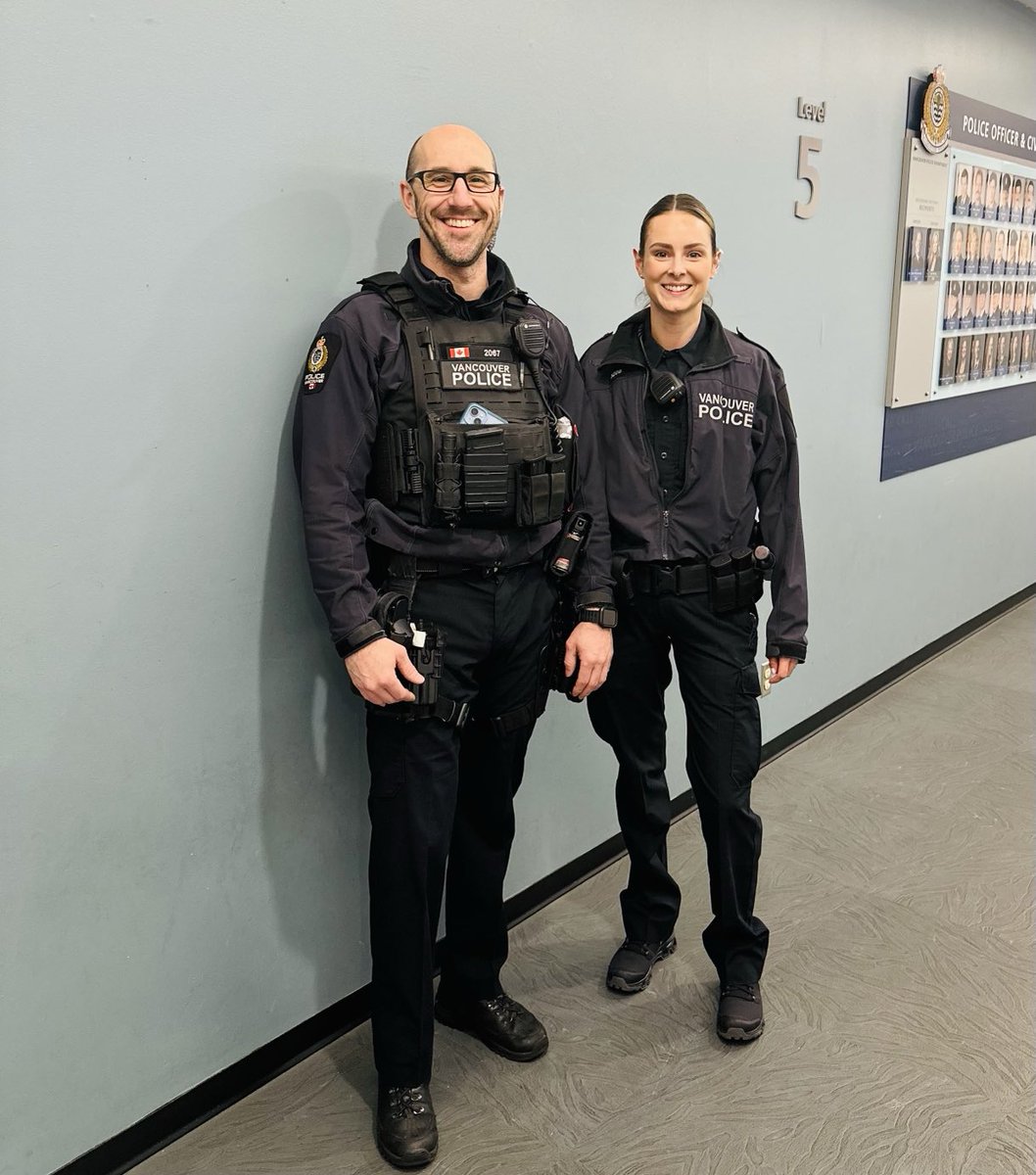 Some more great work by 2 of #VancouversFinest. 1st day back from maternity leave, Cst. Babcock got in a foot chase with her partner Cst. Deziel. They arrested a person threatening others with a knife. #AllInADaysWork #MomLife