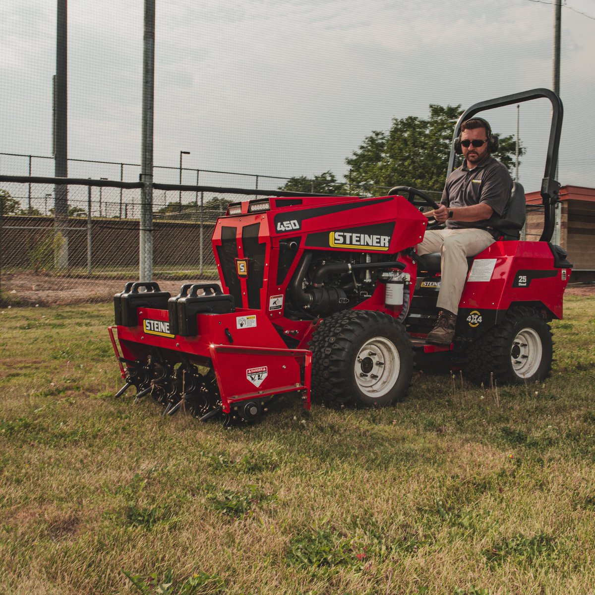 Looking to aerate this spring? Then this is the attachment for you💪😉 #SteinerTurf #SteinerTractor #Steiner450