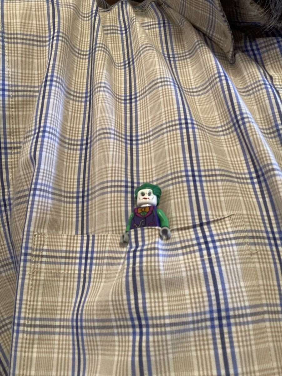 My son did not like the fact I did not use my front pocket, so I guess a friend will accompany me to work this afternoon.