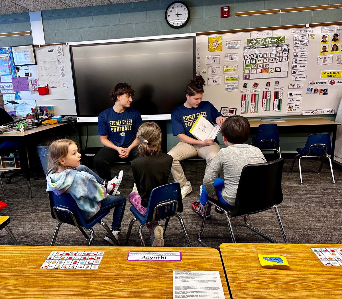McCougars23's tweet photo. Stoney Creek Football Players ๐ Guest Readers ๐ We loved it! ๐ #RCSproud https://t.co/kJSUOQeAhm
