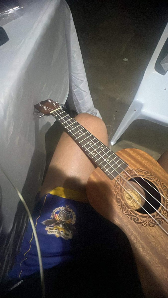 ajrbltbt's tweet photo. Studying hehezz https://t.co/mAjh1F1zWs