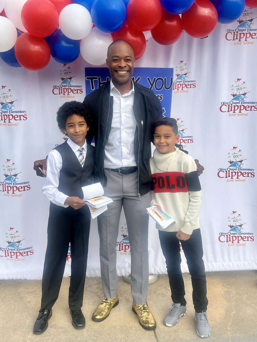 My counselor heart is so happy today! Proud of my boys! Thanks <a href="/MayorJacques/">MayorJacquesGilbert</a> for taking the time out of your day to visit with your OCE assistants! We appreciate you! <a href="/OliveChapelElem/">Olive Chapel Elementary School</a> <a href="/ErinKelleyMay/">Erin May at OCE</a>