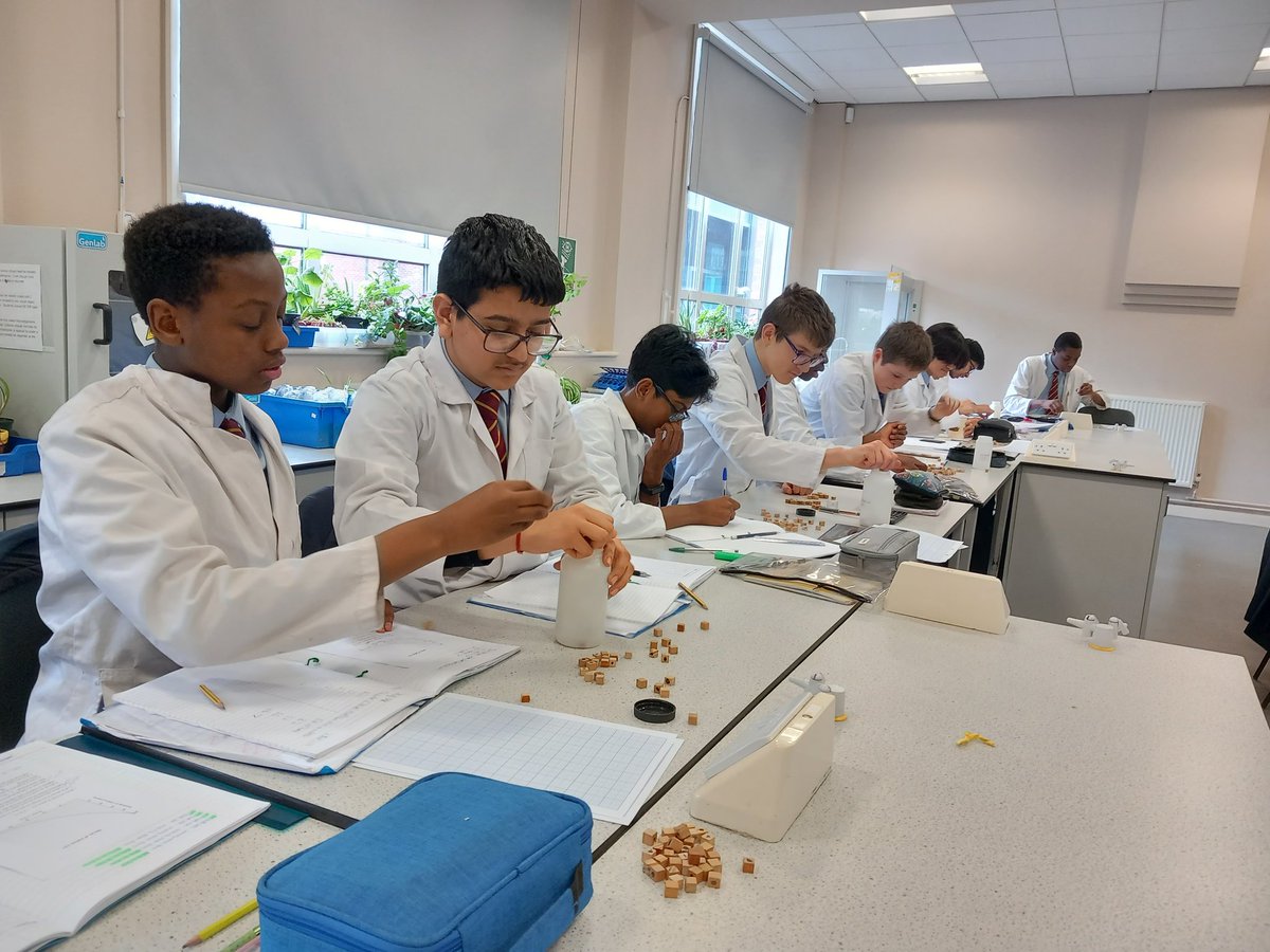 CraibMrs's tweet photo. 9B have been modelling radioactive decay using the "half-life dice"...@DGSSciCollege @DrCourtDGS https://t.co/rJmK3PE2DT