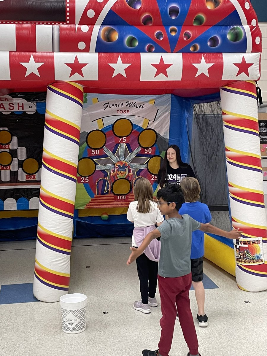 FulshearGBB's tweet photo. We had a fantastic time helping out at Morgan Elementary field day. I think our girls enjoyed themselves even more than our future Chargers. 😂 https://t.co/pZU58E5ncy