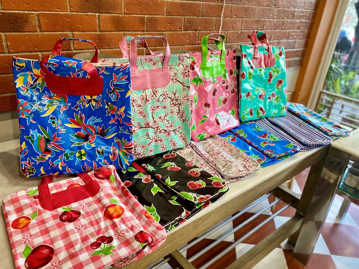 bistrotm's tweet photo. Recuerda que en nuestra tienda vendemos estas hermosas bolsas pa cargar hasta un piano… elaboradas por #monono Aparta la tuya. ¡Lindo fin! ✨💗
#bolsas https://t.co/gzXaNAdiFm