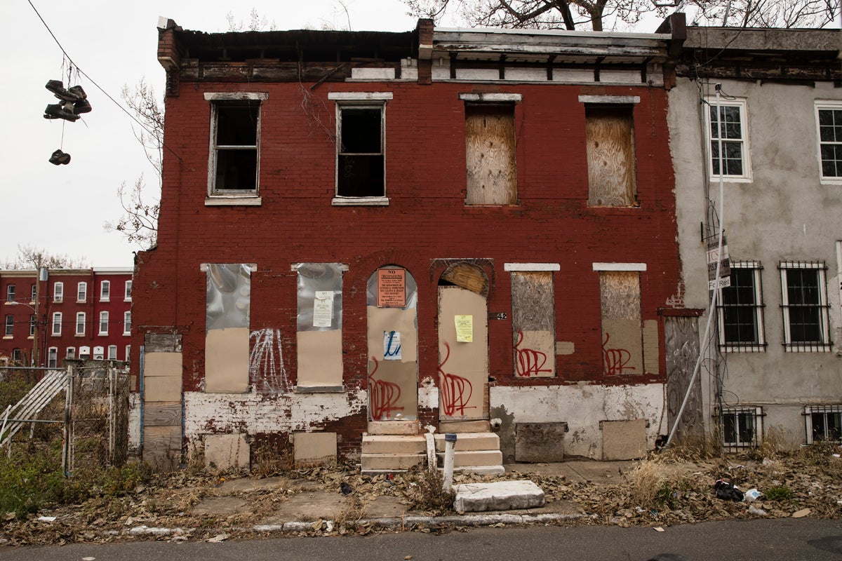 Philly City Council probes blight busting law with hopes of change dlvr.it/T4T6Hc