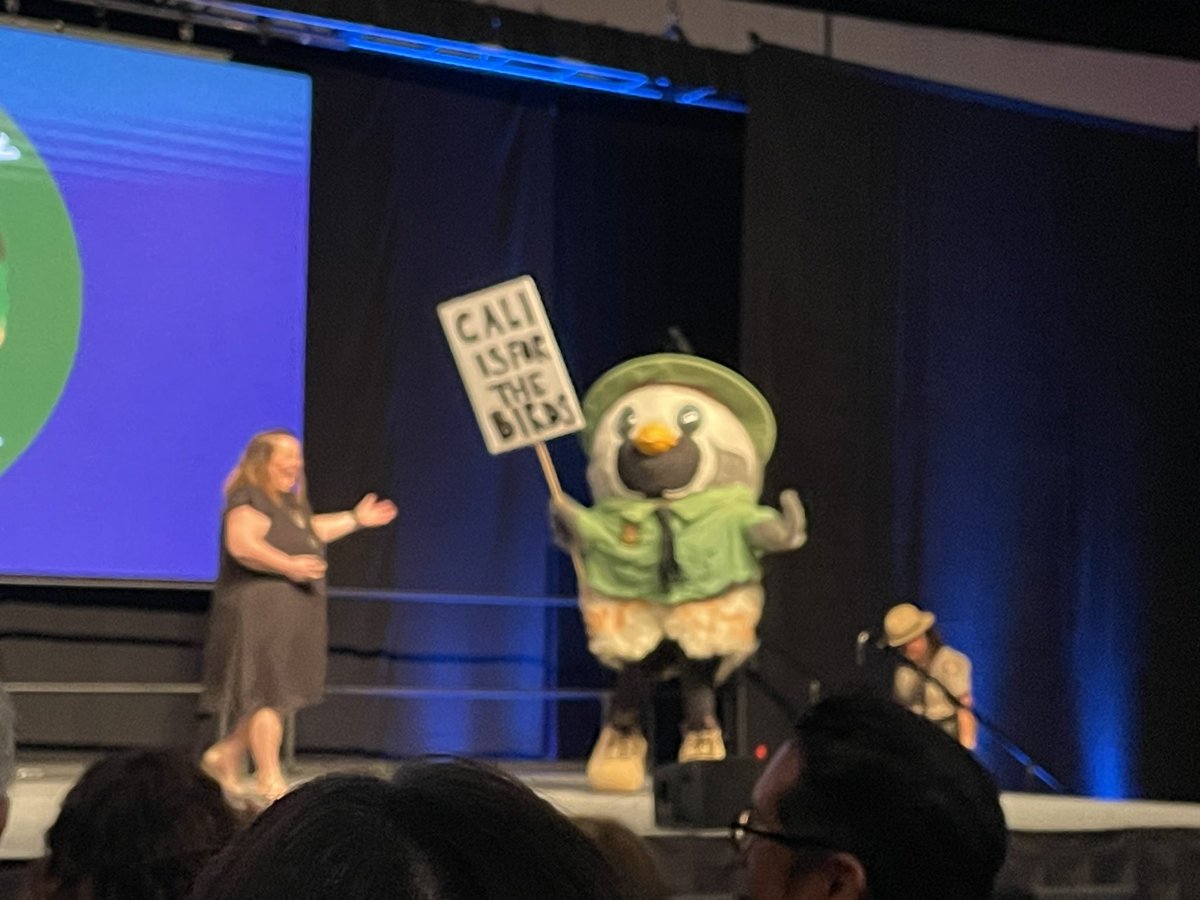 This keynote is a hoot!!! @annkozma723 is hosting the game “Charismatic Megafauna” but the banana slug and quail are campaigning for the votes too! #SlugSlimeSlay At #SpringCUE with @portsprogram