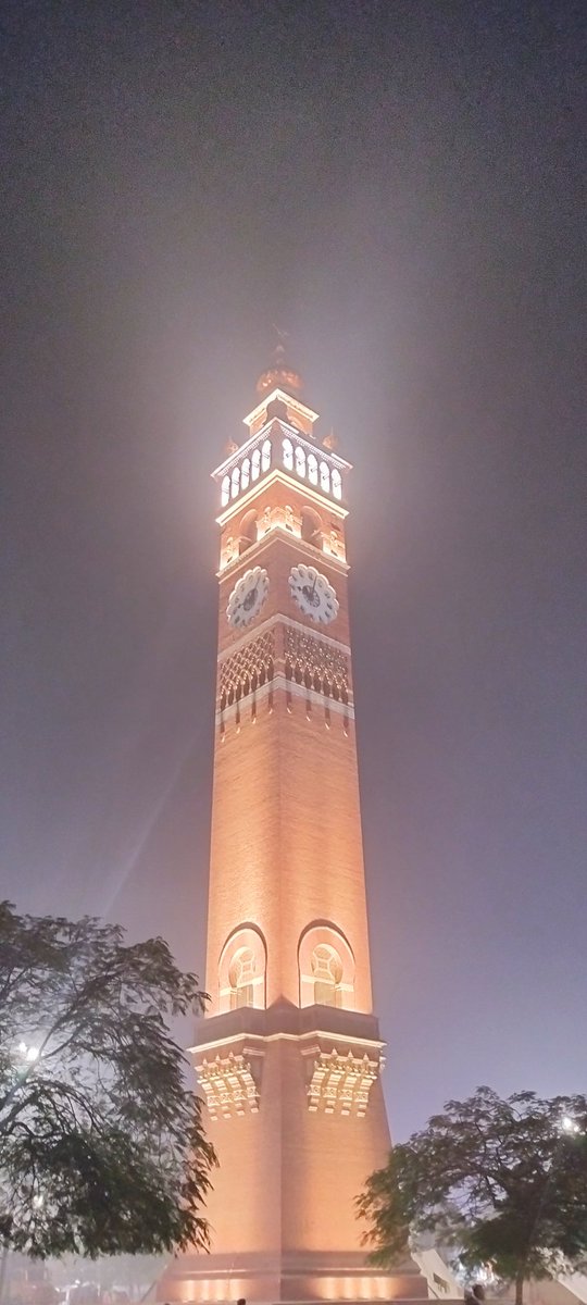 OmjiBajpai12's tweet photo. #beauty_of_lucknow
#clock_tower❣️ https://t.co/qdsrGQJriY
