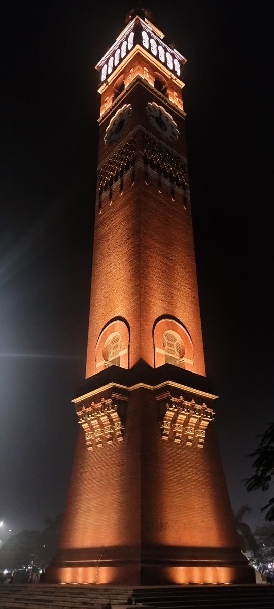 OmjiBajpai12's tweet photo. #beauty_of_lucknow
#clock_tower❣️ https://t.co/qdsrGQJriY