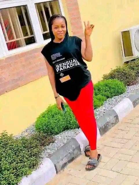BolanleCole's tweet photo. They d!ed while struggling for food!!!
They are students of Nasarawa State University.

For how long will Nigeria continue to m*rder its youths like this?

SAD, VERY SAD!!! https://t.co/rEk2vfrwJE
