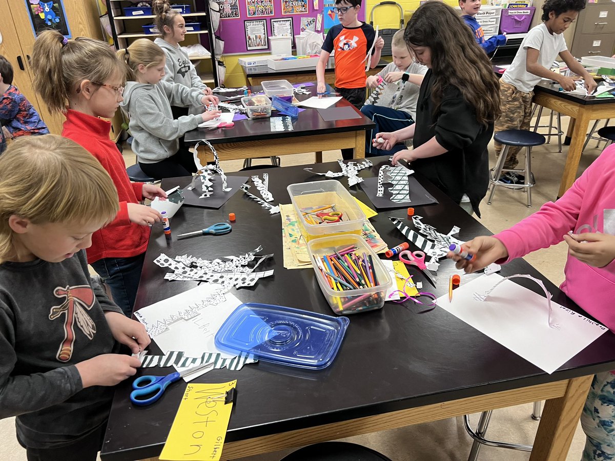 artteachdorff's tweet photo. 3rd grade students creating Carles McGee sculptures. 
#WeAreLakota 
@VgEagles https://t.co/gOdxpMX0lA
