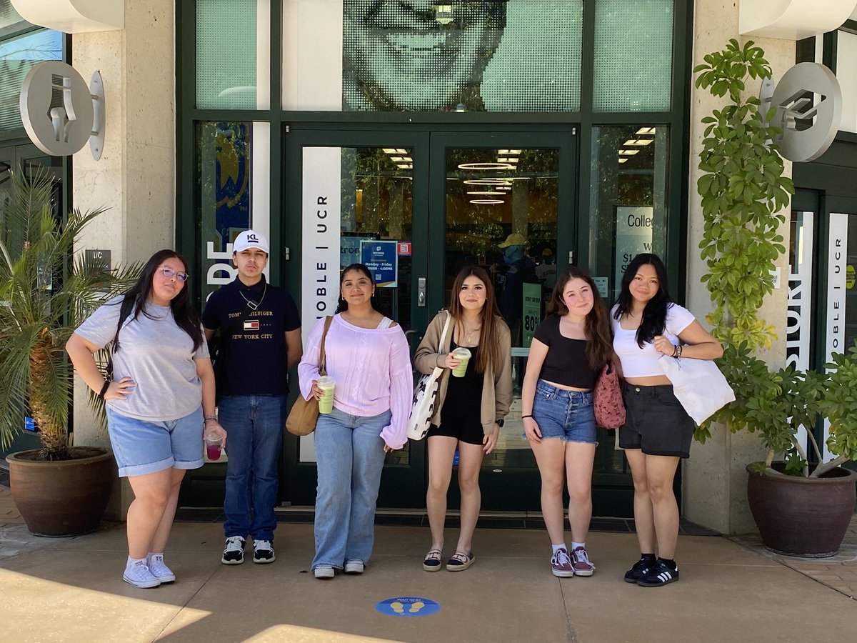 MrPasinato's tweet photo. Stop number 2!! Exploring @UCRiverside with @ElRanchoHS AVID 11!! https://t.co/591QS9wo5T