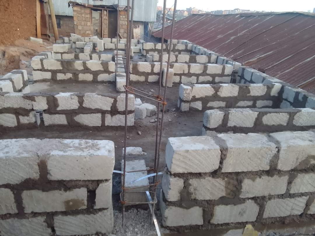 VivaAfric's tweet image. #EndOpenDEFECATION #WashFestival 10 Door Abolition Block coming up in Kibra Lindi. We are committed to ending Open Defecation in Kibra.