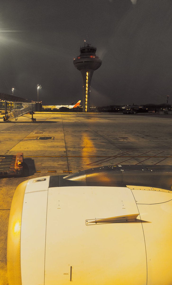 David_de_Witte's tweet image. Buenas noches y buenos vuelos @controladores #LEMD