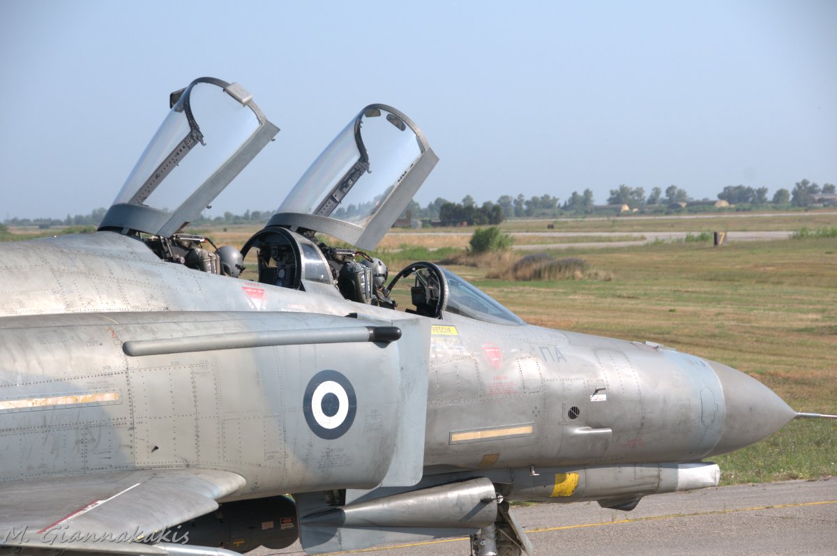 MyronGian's tweet photo. Heading for the runway
.
#ΠΑ #πολεμικήαεροπορία #338Μ #Άρης #Φαντομ #Φαντομάς #hellenicairforce #HAF @hafspokesperson #phantom #f4 #338sqn #Ares #phantompilot #pilot #pilotlife #phantomlovers #d300 #militaryaviationphotography #fighter #jet #militaryaviation #nikonphotography https://t.co/5QTDer6fGv