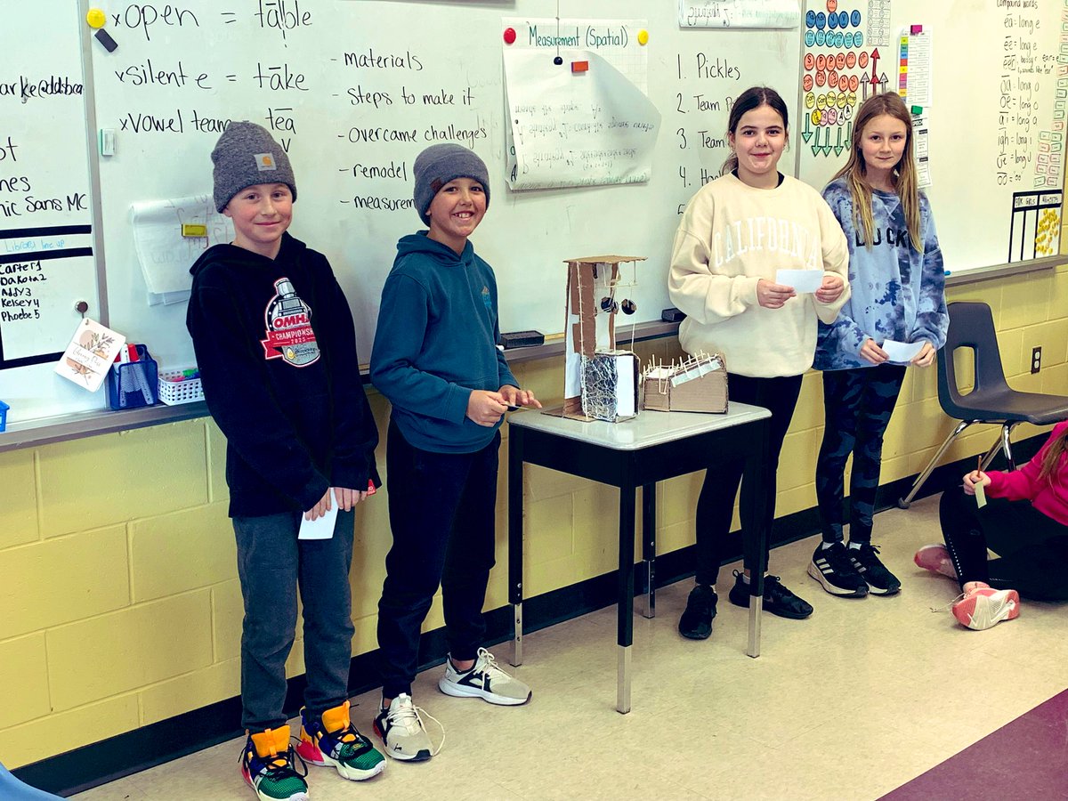BlairRidgePS's tweet photo. #FlashbackFriday to our Grade 5/6’s in Ms. Clarke’s class who excelled in the Elevator STEM Challenge and some got to compete at board level with their creations! @DDSB_STEM @DDSBSchools https://t.co/9vVRKP0Onx