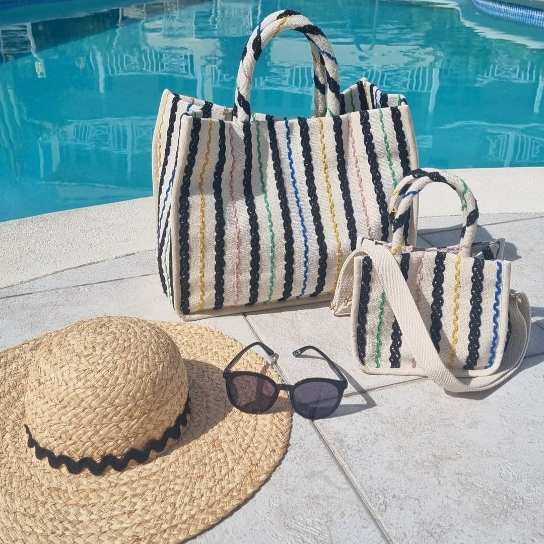 ShopstopCJ's tweet photo. A tote from Accessorize to make your holiday plans around ☀️⁠
⁠
May result in: booking holidays ☀️ https://t.co/meFSilir8M
