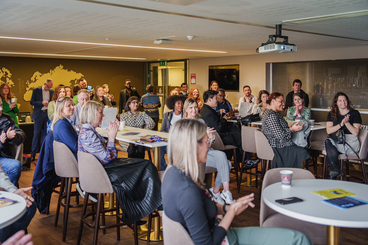 EmiratesOT's tweet photo. Yesterday we hosted GM @BizGrowthHub during their #BGHMatch 2nd birthday networking event 👏

It was a great event celebrating their Match networking successes and connecting businesses together in Manchester 🐝

📸 Harley Bainbridge 📸 https://t.co/zqDMu727jQ