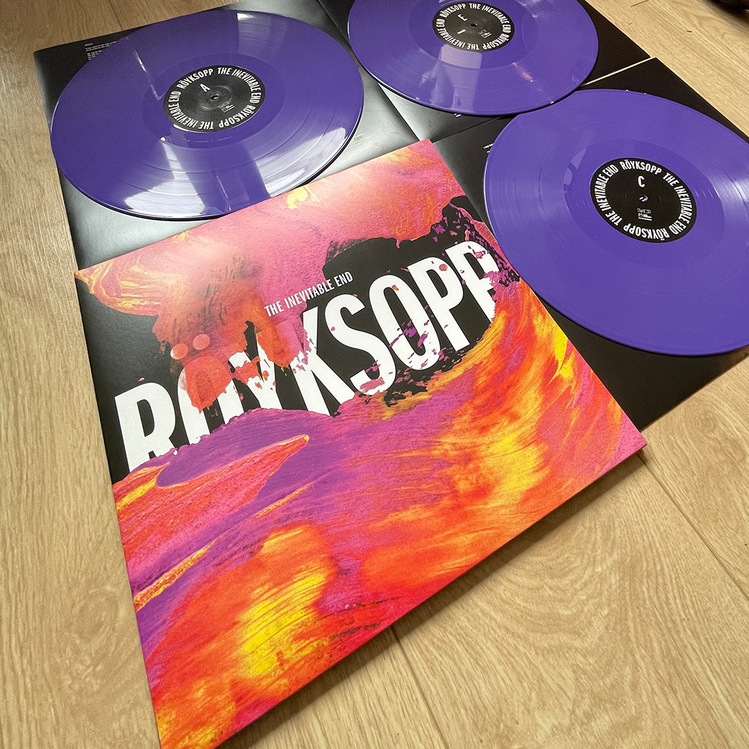 Out today ~ The Inevitable End ~ Purple Vinyl 3LP reissue All copies sold out at the Röykshopp but some still available from your local record shop >> royksoppcv.lnk.to/TIE 📷 from the good people at @cookingvinyl