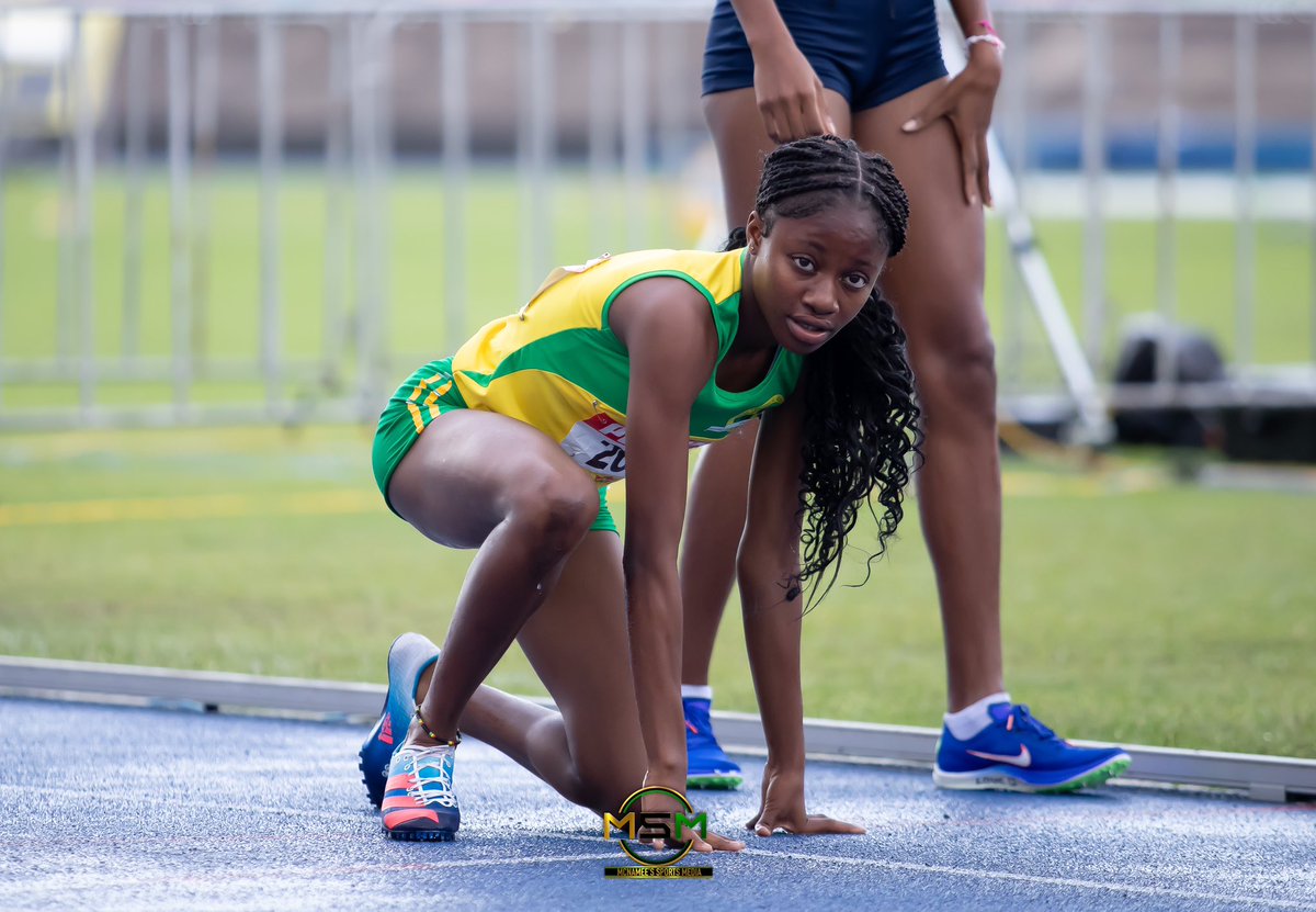 McNameeSports's tweet photo. #champs2024 #veretechnical #1500m https://t.co/FUJoTewaiF