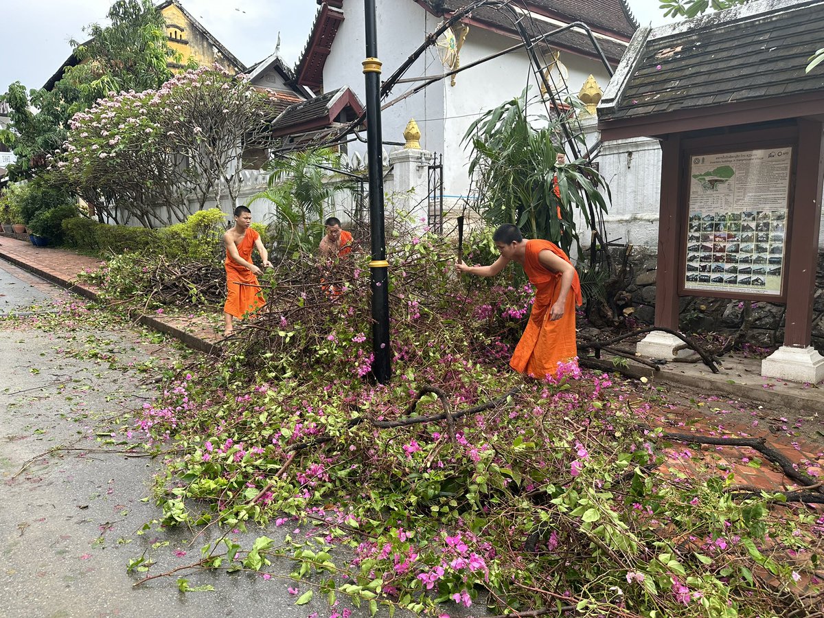 With anthropogenically driven climate change we are seeing increased numbers of extreme events (such as this experienced by @StephenLokier in Laos) . This is why, in our new #EarthSciences degree @DerbyUni, we dedicate a whole module to studying ‘Climate, Oceans and Atmosphere’.