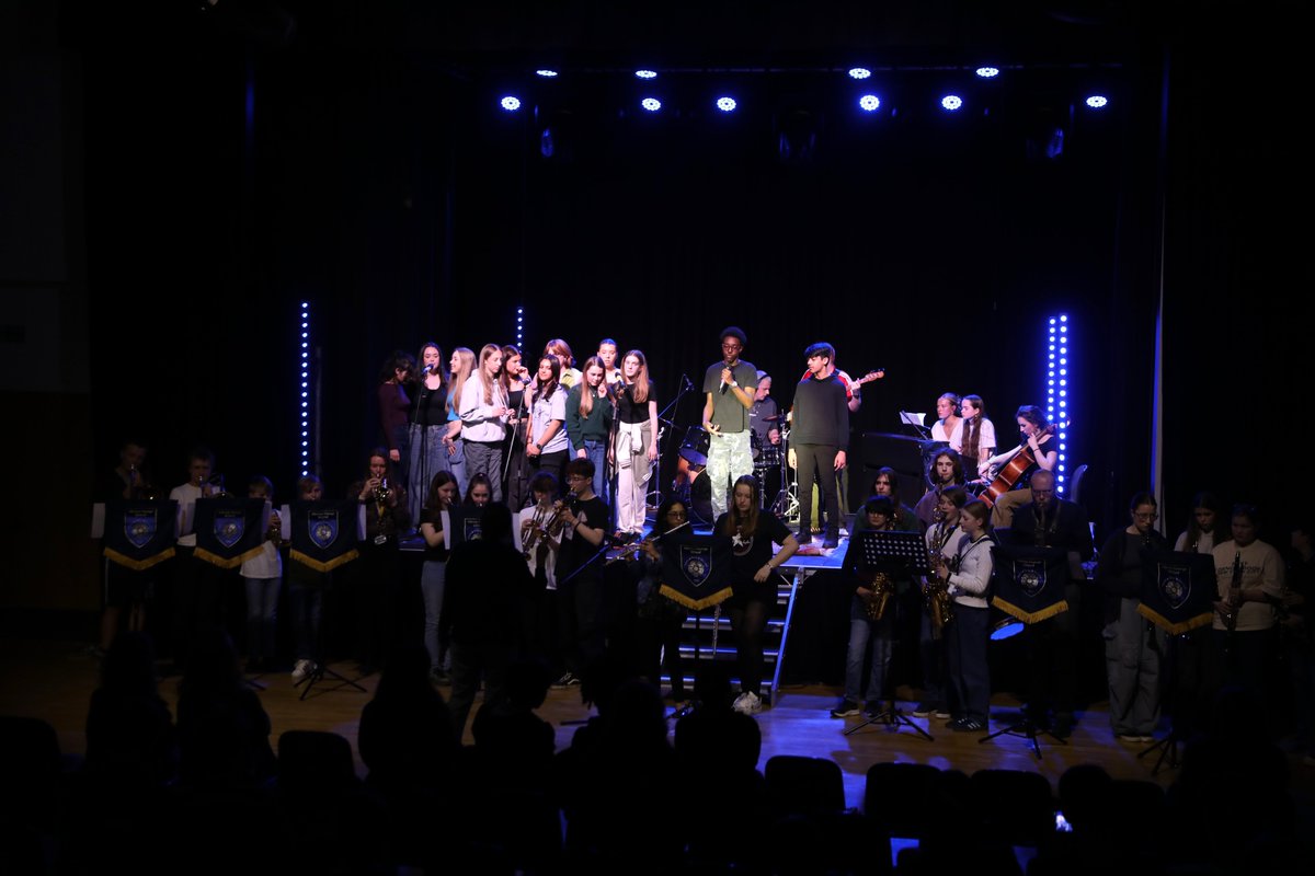 Thank you to everyone who came along to support our incredibly talented KS4 and KS5 Music students at their concert last night. As ever, there were impressive performances , culminating with an outstanding version of All of the Lights by the Concert Band plus rappers and singers.