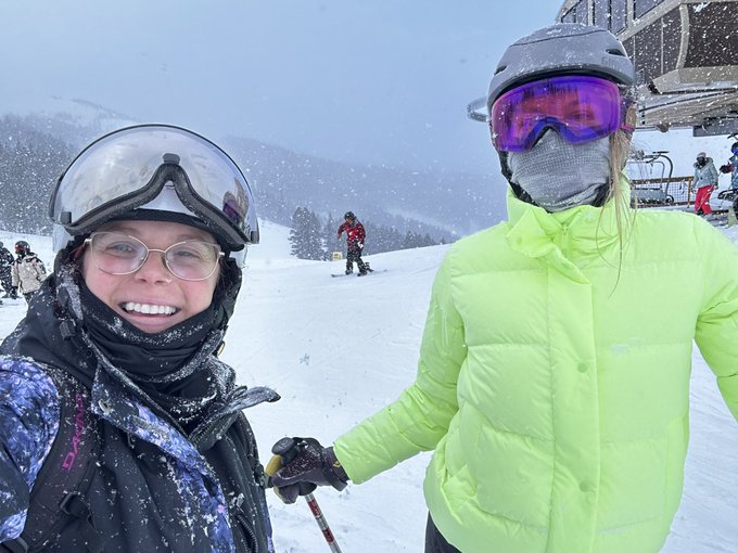 Don&rsquo;t forget to wish my ski bunny  @nataliaxstarr HAPPY BIRTHDAY today!!! 💖💖💖 I love you!!!! https://t<a class="tags" href="/tag/nataliaxstarr">@nataliaxstarr</a><a href="/tag/e46"class="tags"><span>#e46</span></a>