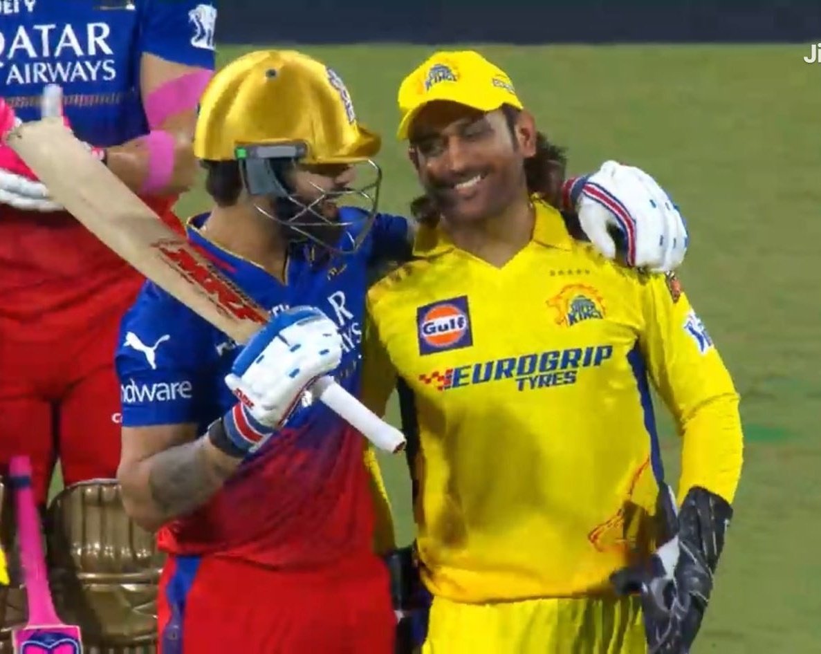 manmarziiyaan's tweet photo. you can love dhoni but you cannot love dhoni like kohli loves dhoni 🥺🤌🏻❤ https://t.co/bcYX4DzG2r